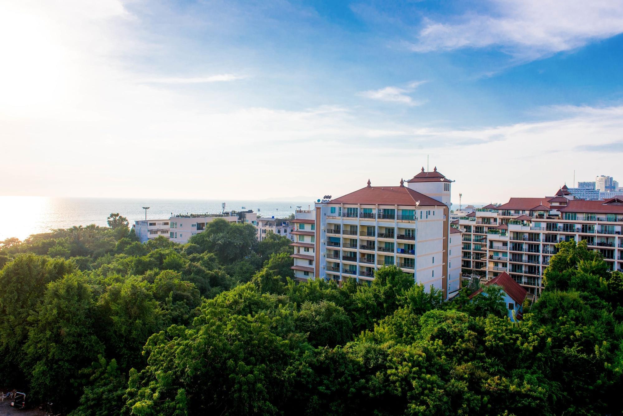 Sea Breeze Jomtien Resort Pattaya Exterior foto